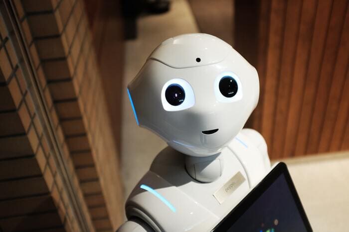 ¿Cómo se prevé que afectará la robótica hostelera al mercado laboral?